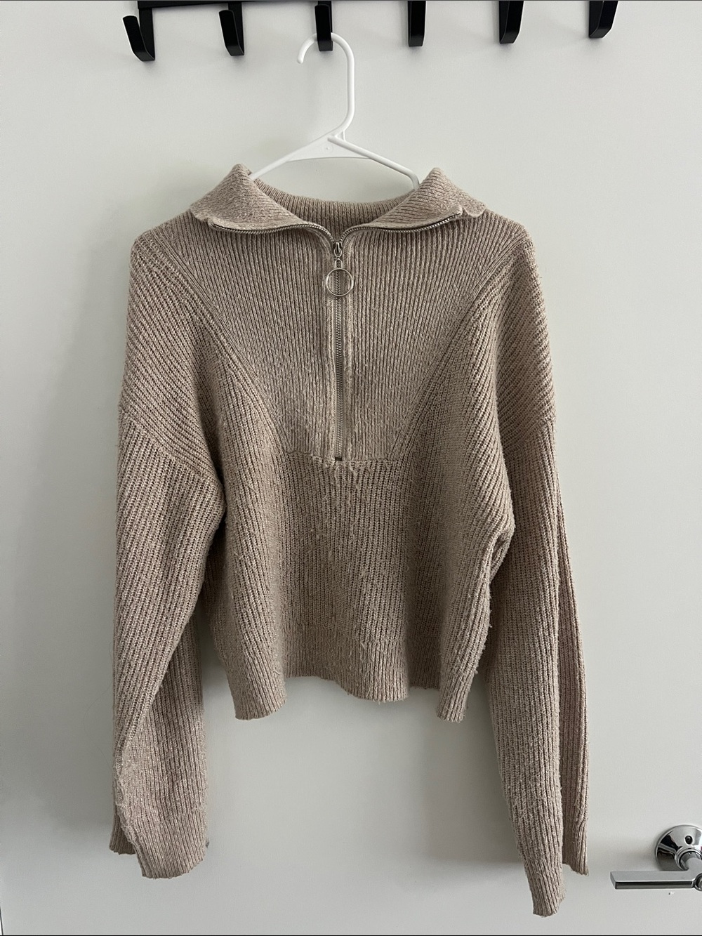 LINE AND DOT Women's Taupe Half-Zip Ribbed Knit Sweater